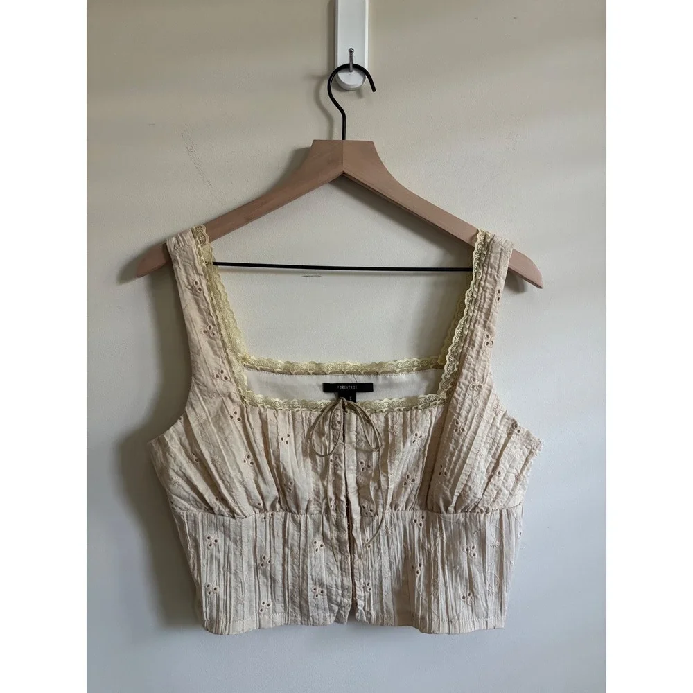 Forever 21 Eyelet Lace Trim Crop Top Tan Cream Cottagecore Hook & Eye Large